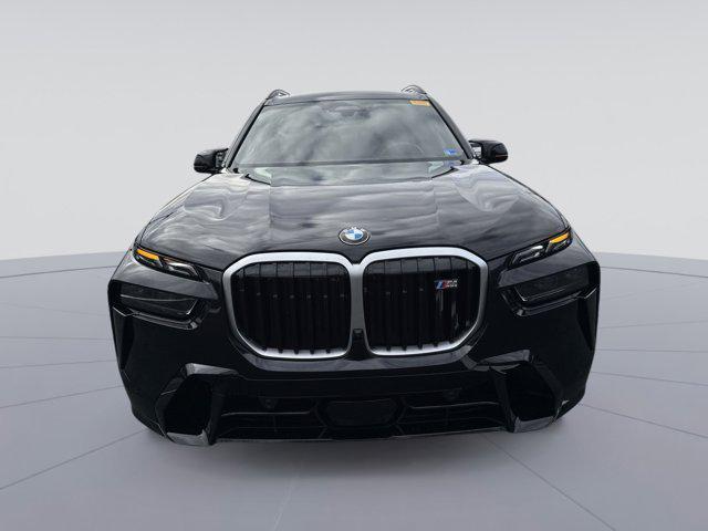new 2026 BMW X7 car, priced at $118,100