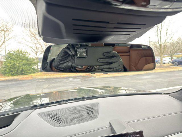 new 2026 BMW X7 car, priced at $118,100