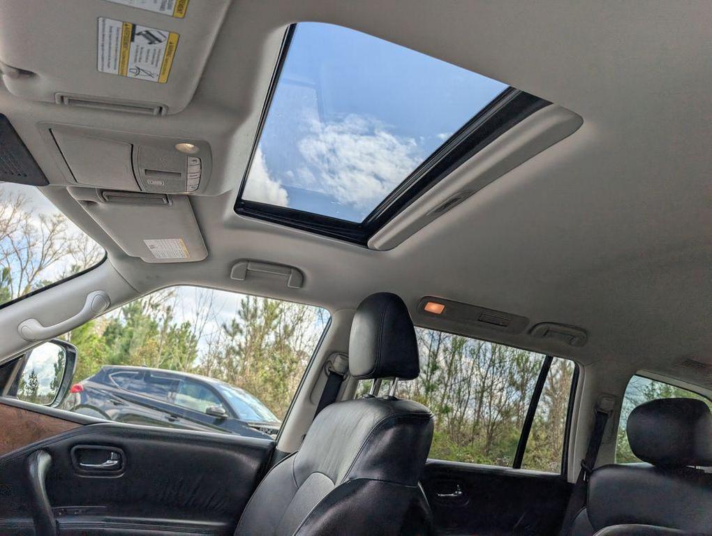 used 2023 Nissan Armada car, priced at $30,799