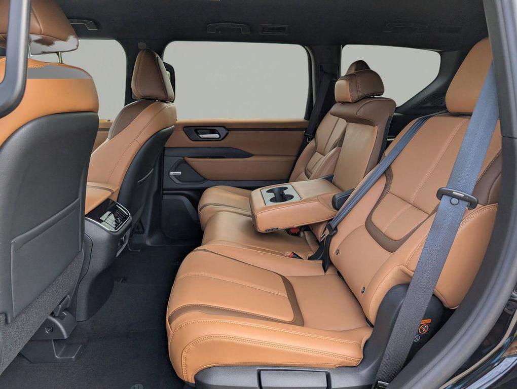 new 2025 Nissan Armada car, priced at $60,401