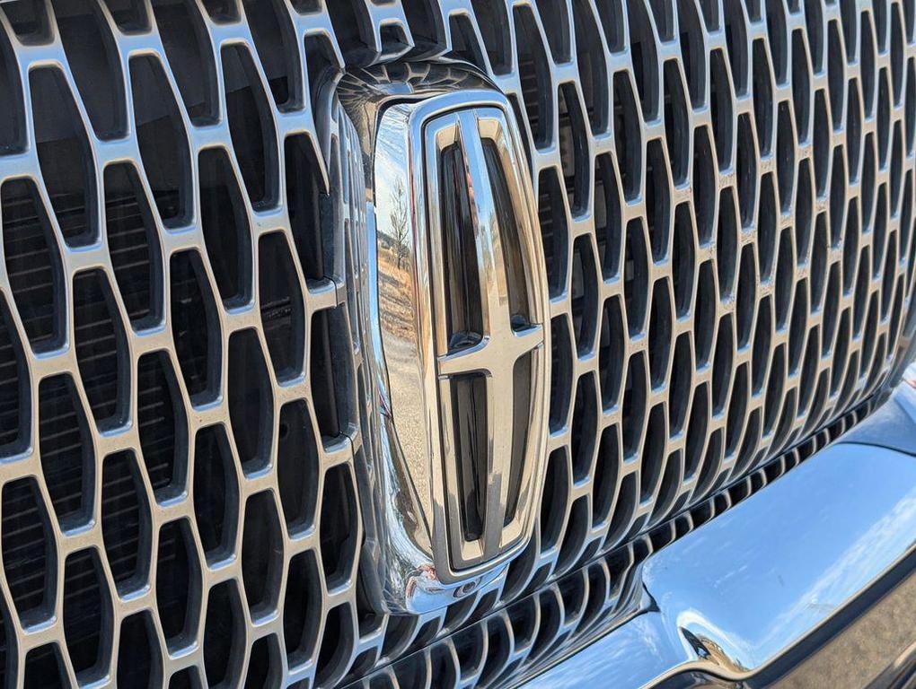 used 2020 Lincoln Navigator car, priced at $36,100