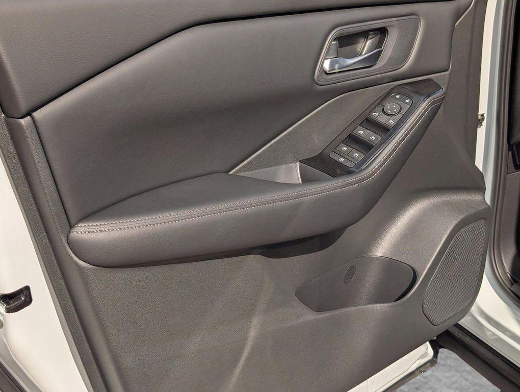 new 2026 Nissan Rogue car, priced at $27,116