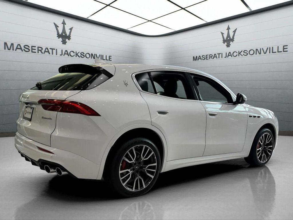 new 2025 Maserati Grecale car, priced at $82,655