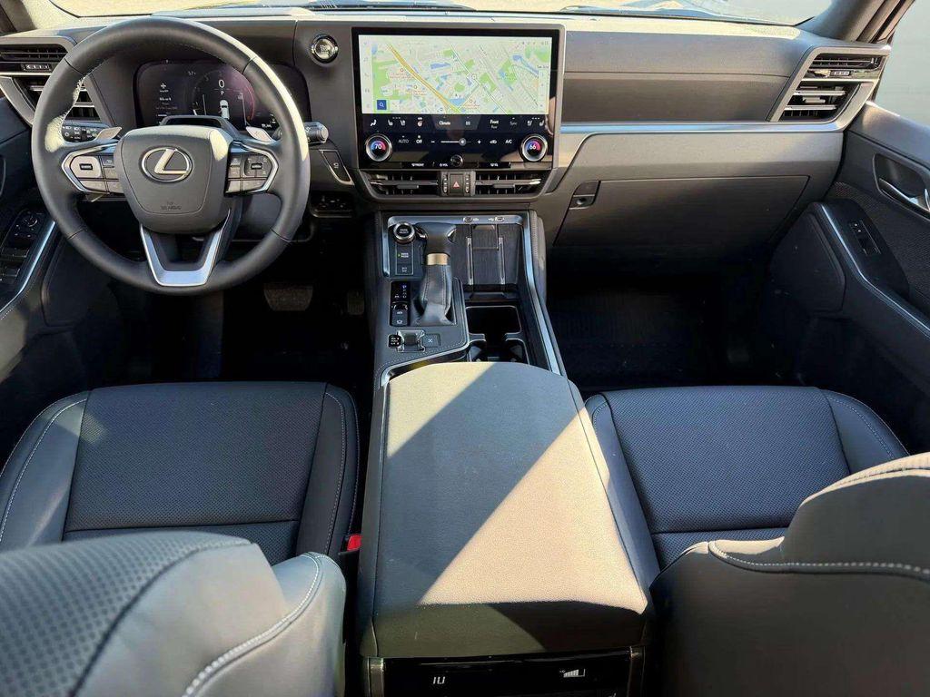 used 2025 Lexus GX 550 car, priced at $85,500