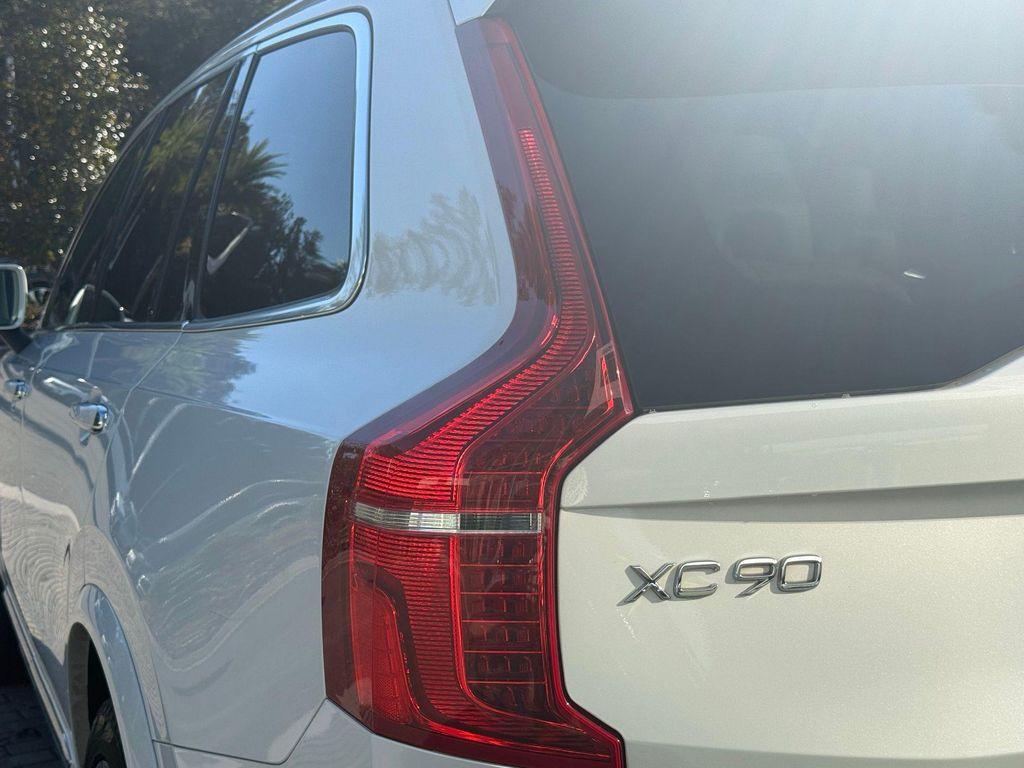 used 2022 Volvo XC90 car, priced at $35,500
