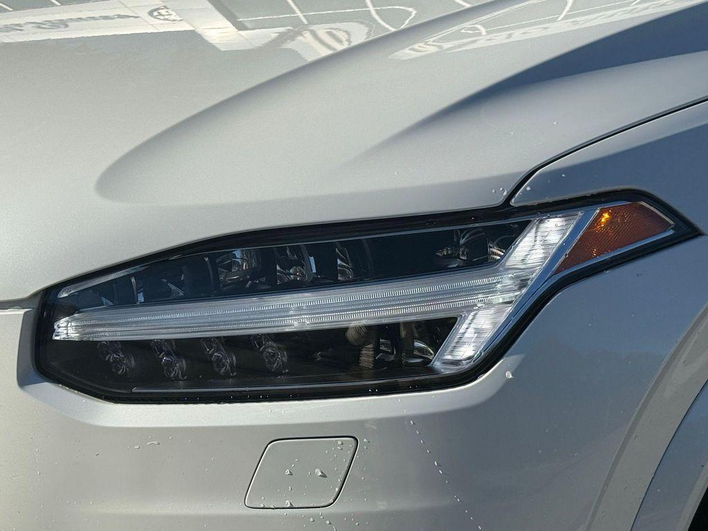 used 2022 Volvo XC90 car, priced at $35,500