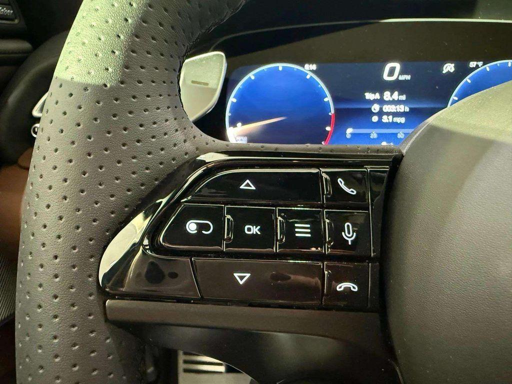 new 2026 Maserati Grecale car, priced at $89,935