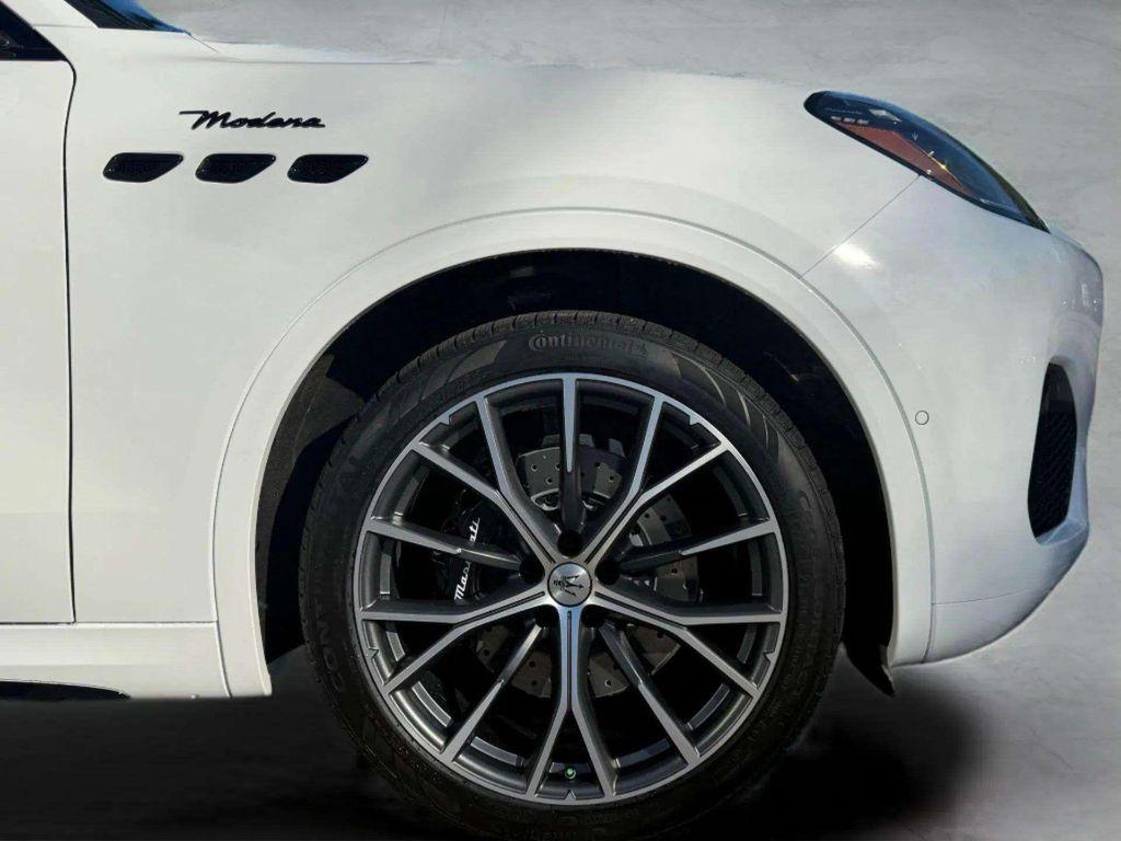 new 2026 Maserati Grecale car, priced at $89,935