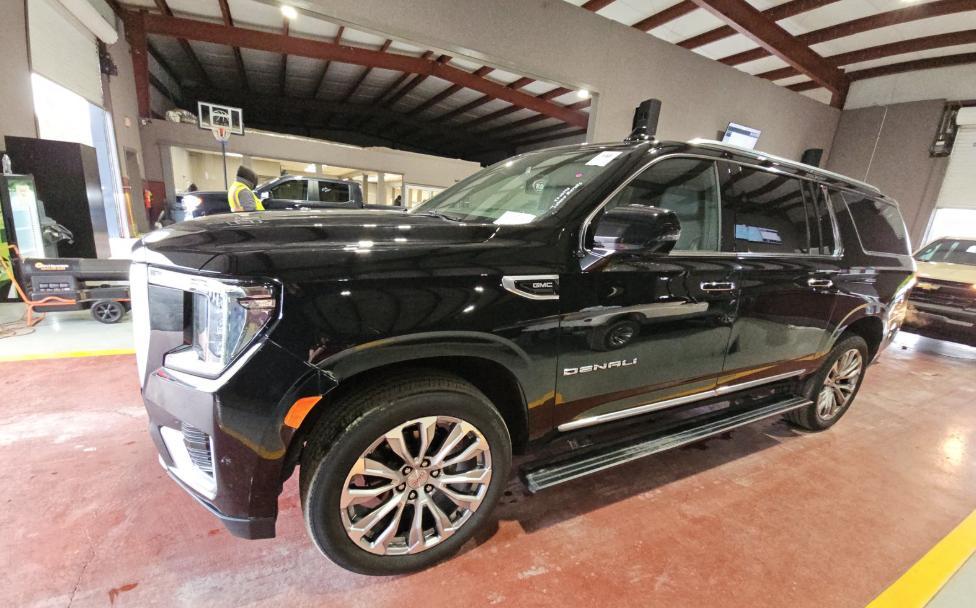 used 2023 GMC Yukon XL car, priced at $64,000