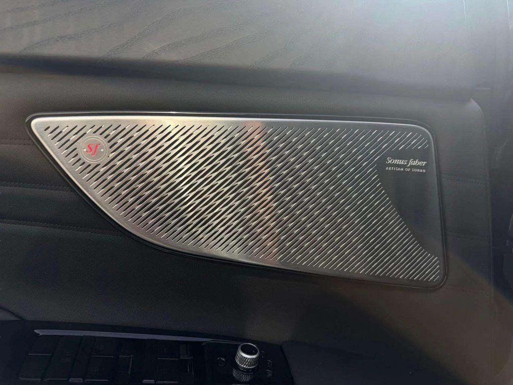 new 2025 Maserati Grecale car, priced at $85,995