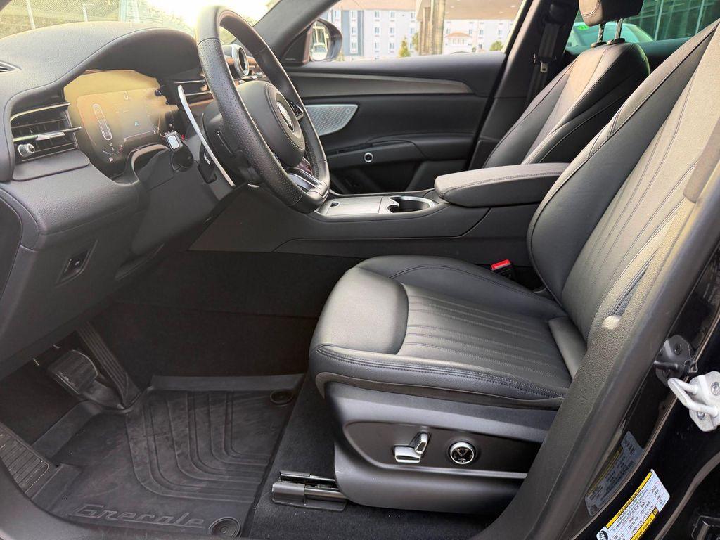 new 2024 Maserati Grecale car, priced at $71,810