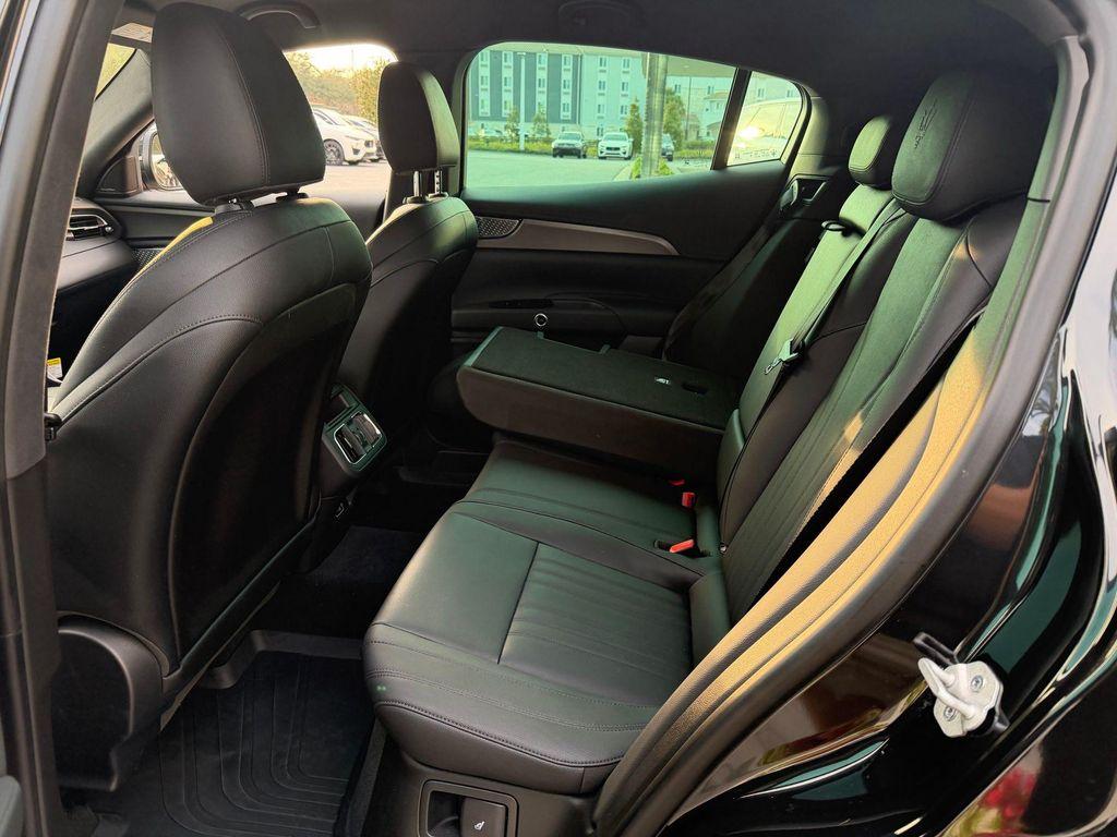 new 2024 Maserati Grecale car, priced at $71,810