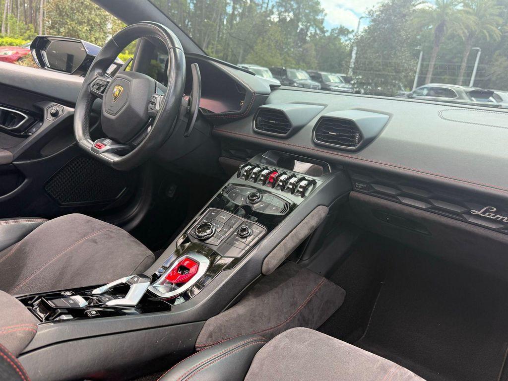 used 2016 Lamborghini Huracan car