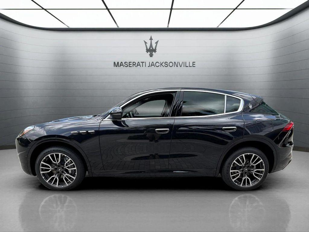 new 2025 Maserati Grecale car, priced at $82,655