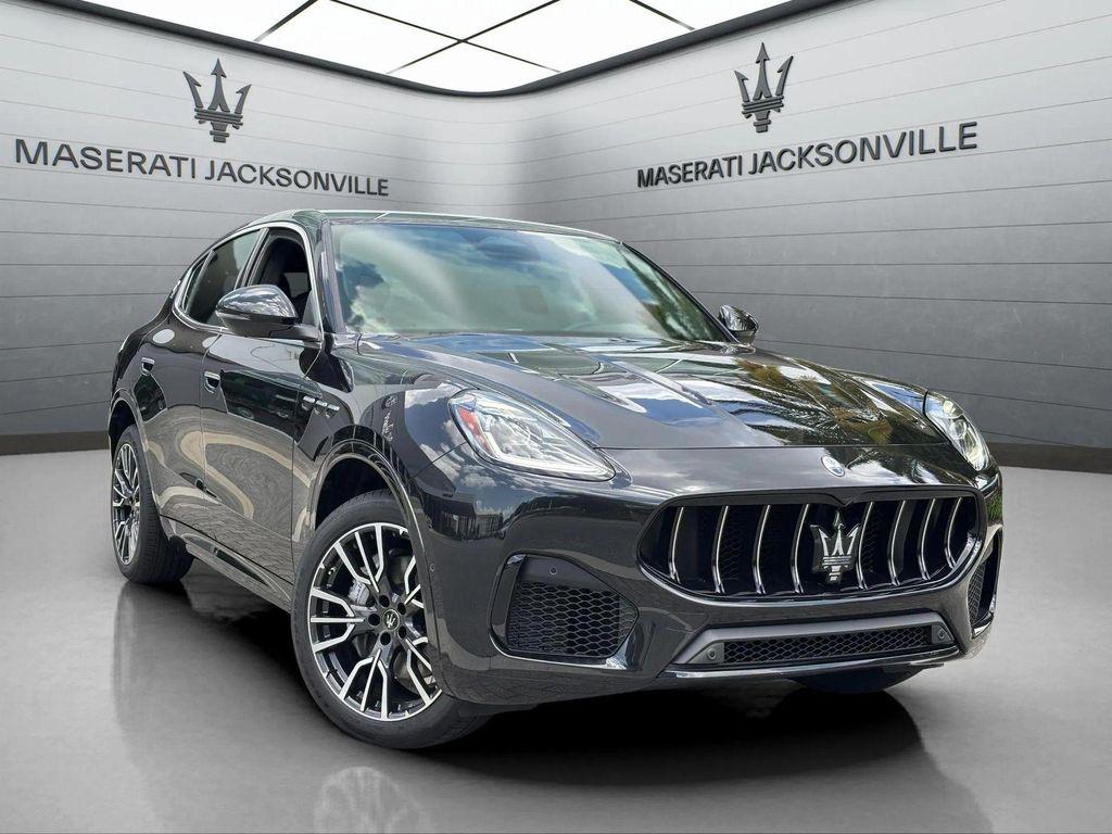 new 2025 Maserati Grecale car, priced at $82,655