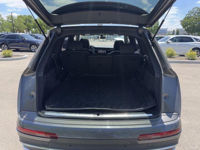 used 2022 Audi Q7 car, priced at $39,189