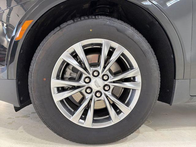 used 2023 Cadillac XT5 car, priced at $27,389