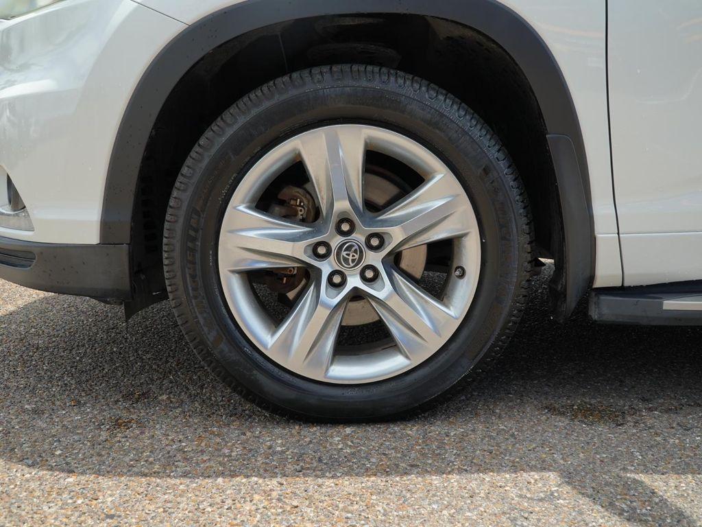 used 2016 Toyota Highlander car, priced at $21,888