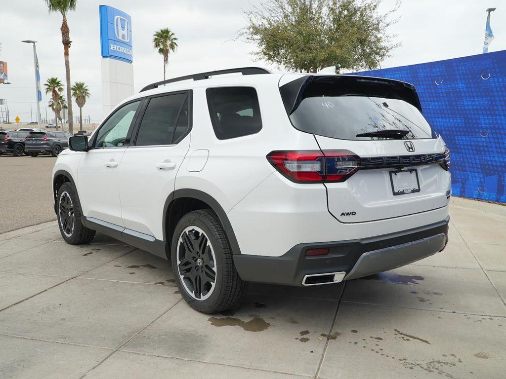 new 2026 Honda Pilot car, priced at $54,147