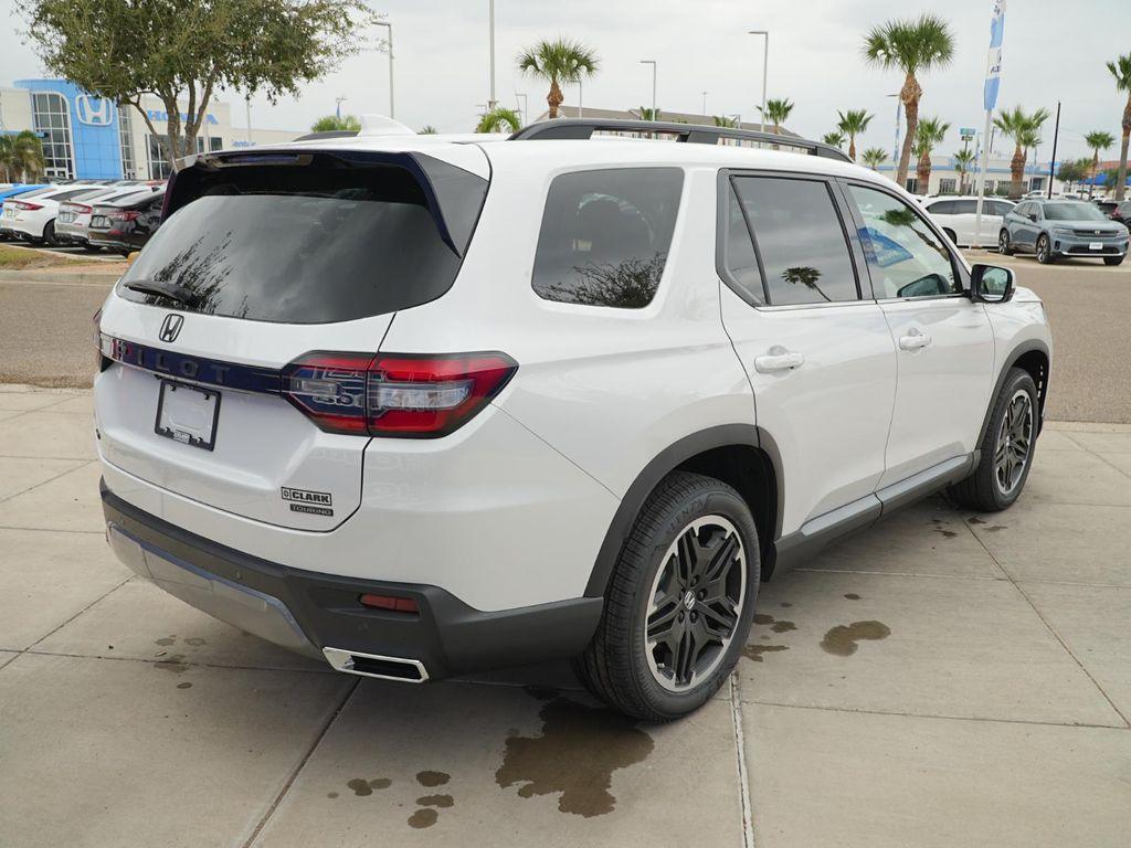 new 2026 Honda Pilot car, priced at $54,147
