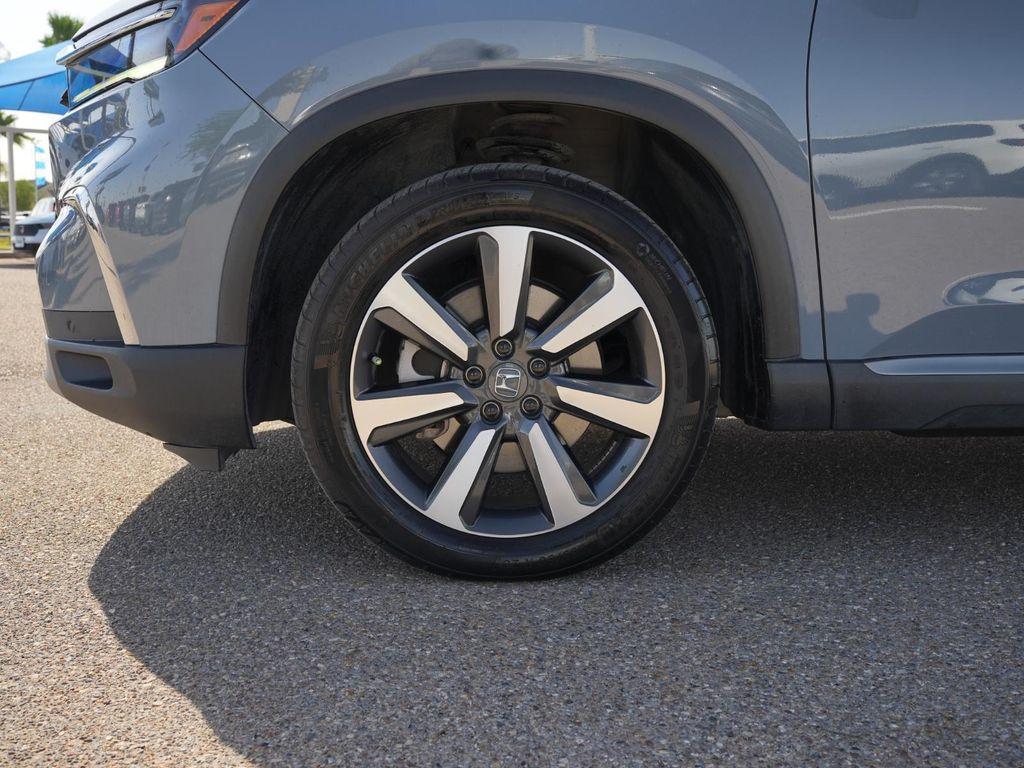 used 2025 Honda Pilot car, priced at $41,828