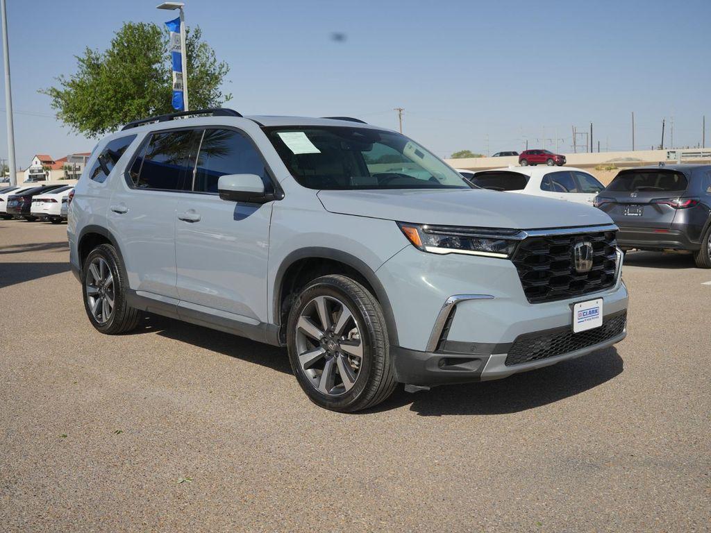 used 2025 Honda Pilot car, priced at $41,828