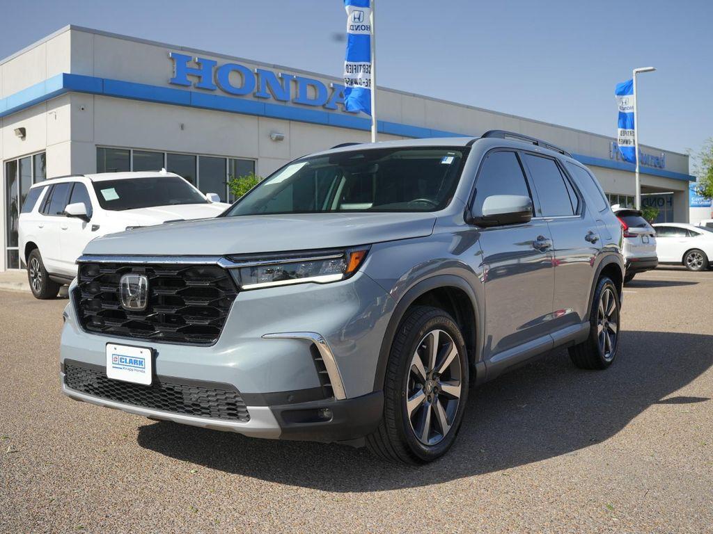 used 2025 Honda Pilot car, priced at $41,828