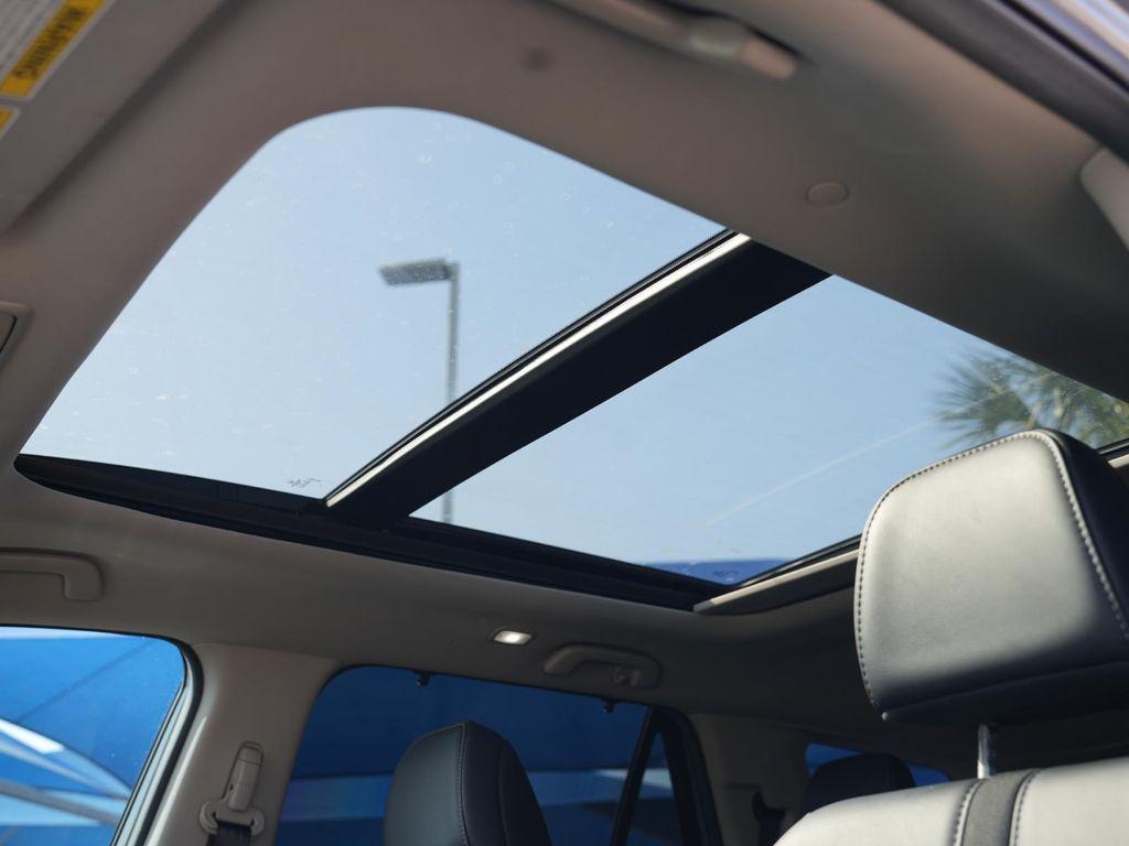 used 2025 Honda Pilot car, priced at $41,828