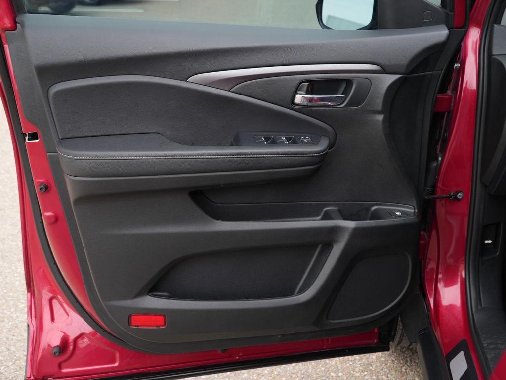 used 2024 Honda Ridgeline car, priced at $28,995