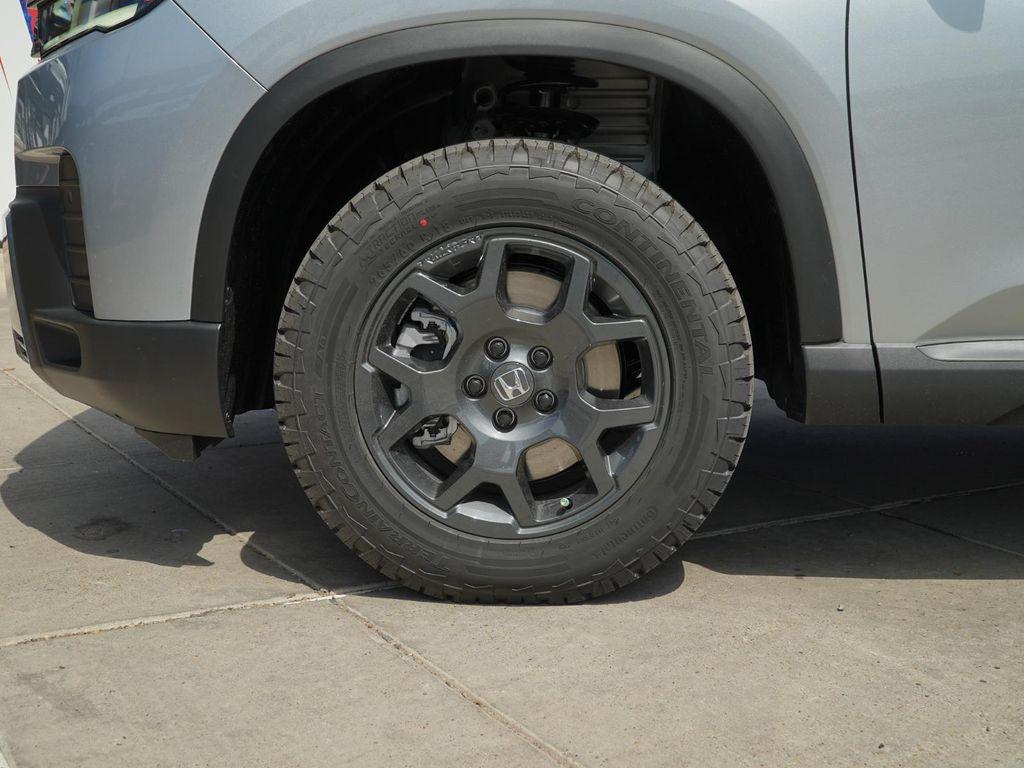 new 2026 Honda Pilot car, priced at $52,292