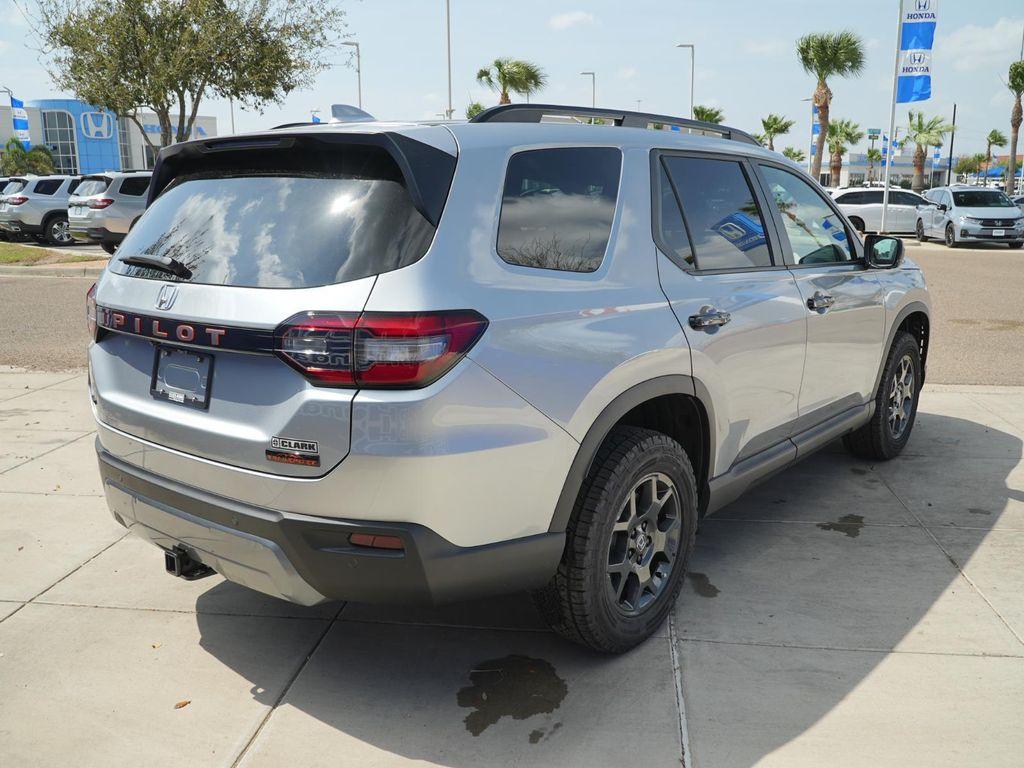 new 2026 Honda Pilot car, priced at $52,292