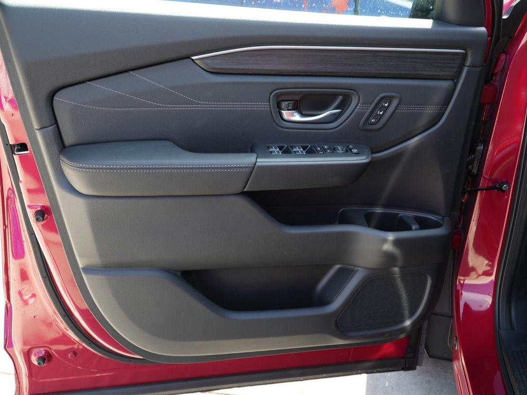 new 2026 Honda Pilot car, priced at $54,147