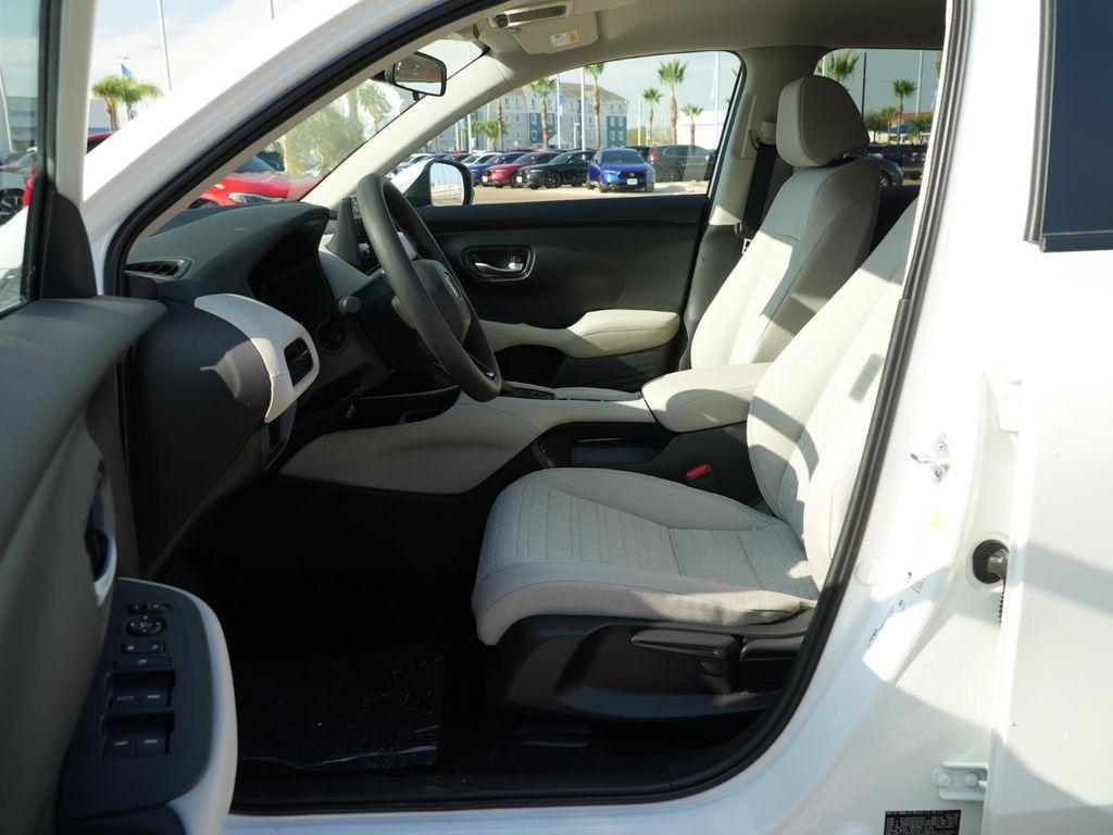 new 2026 Honda HR-V car, priced at $28,405