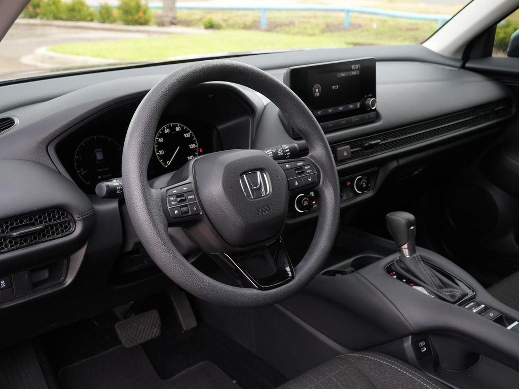used 2025 Honda HR-V car