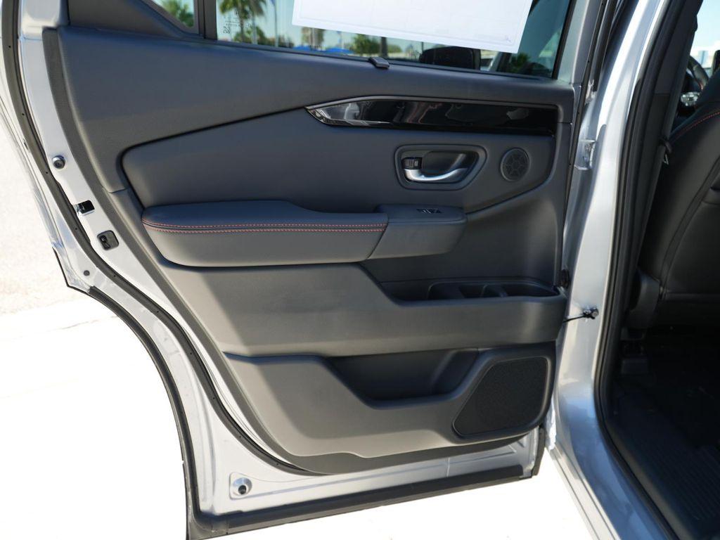 new 2025 Honda Pilot car, priced at $48,859