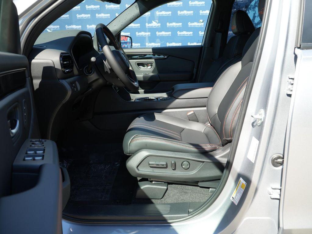 new 2025 Honda Pilot car, priced at $48,859