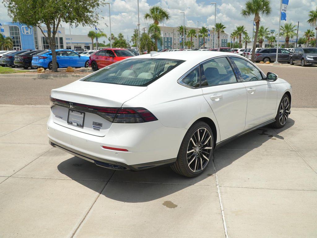 new 2026 Honda Accord Hybrid car, priced at $39,724