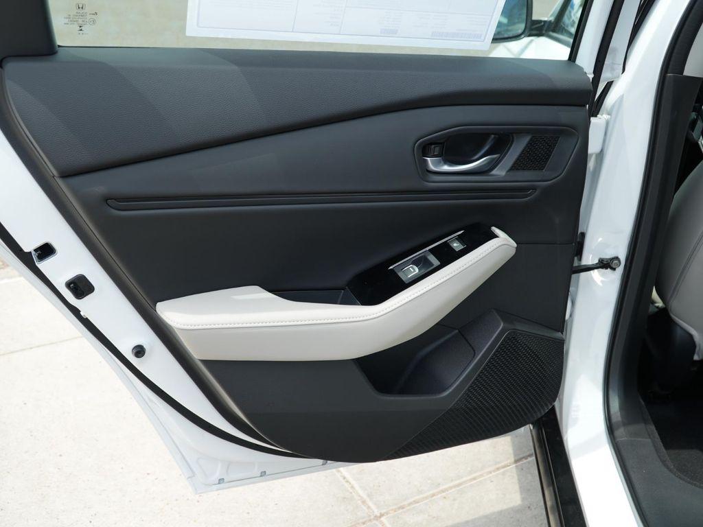 new 2026 Honda Accord Hybrid car, priced at $39,724