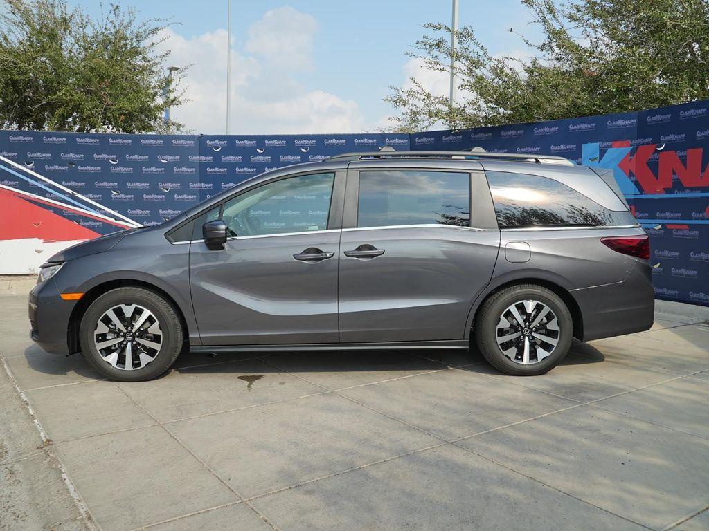 new 2026 Honda Odyssey car, priced at $43,090