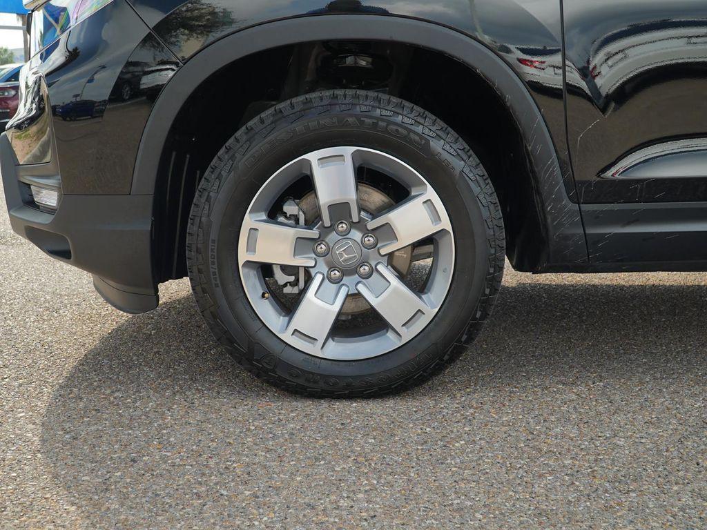 used 2025 Honda Ridgeline car, priced at $36,288