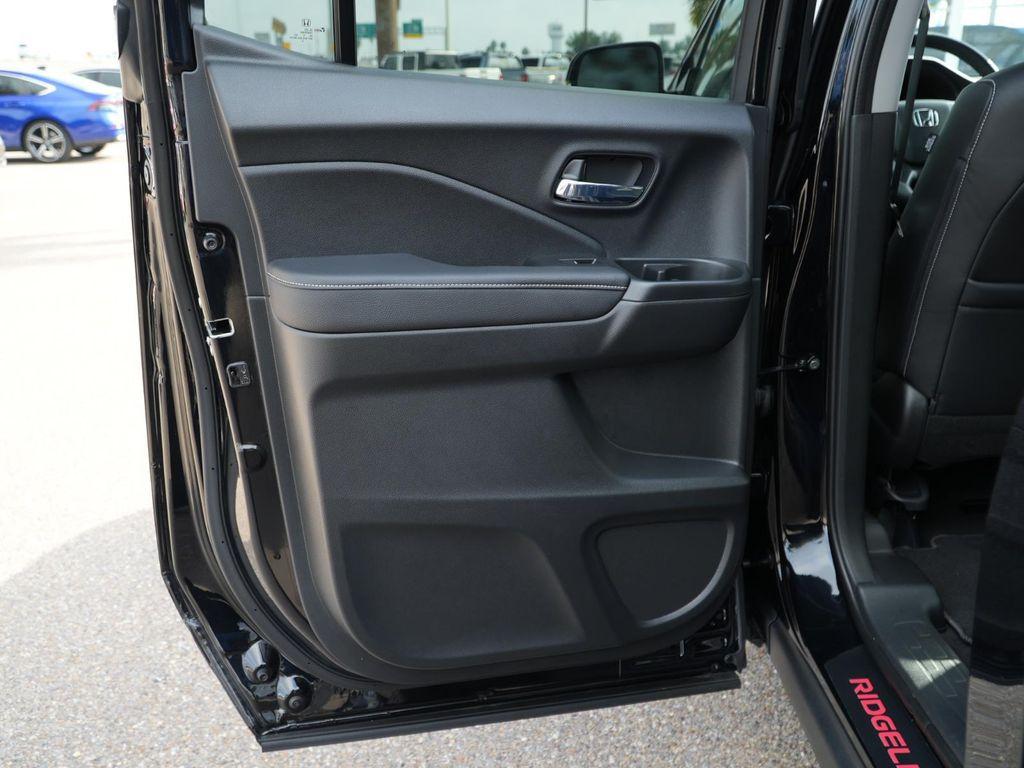 used 2025 Honda Ridgeline car, priced at $36,288
