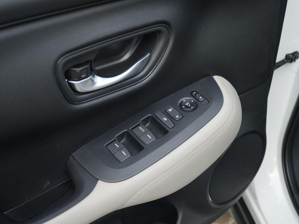 new 2026 Honda HR-V car, priced at $28,405