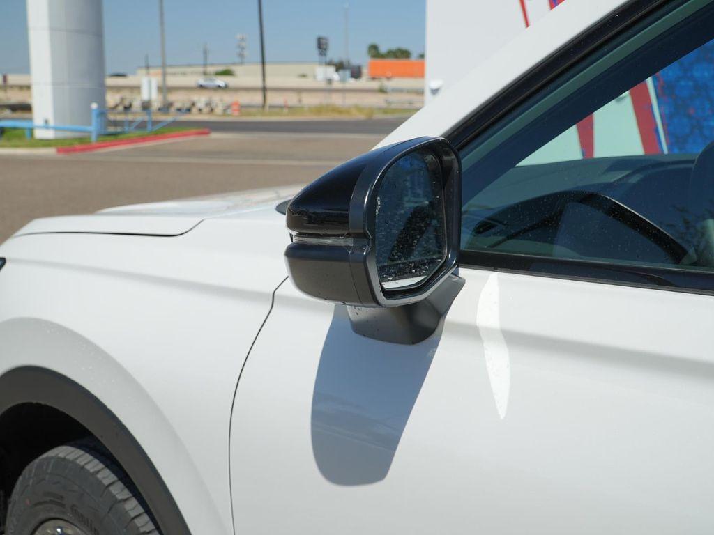 new 2026 Honda CR-V Hybrid car, priced at $40,469