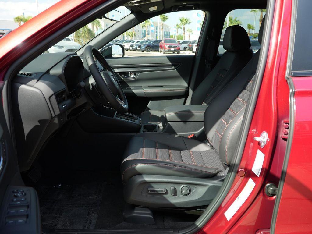 new 2026 Honda CR-V Hybrid car, priced at $39,005