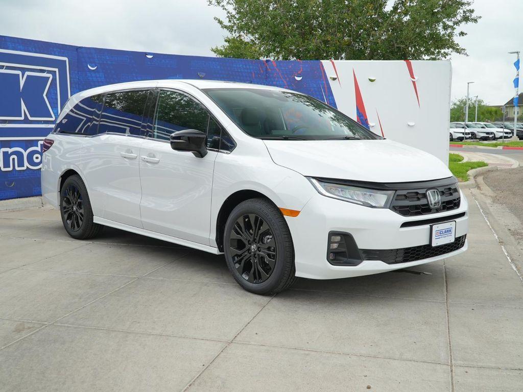 new 2026 Honda Odyssey car, priced at $44,236