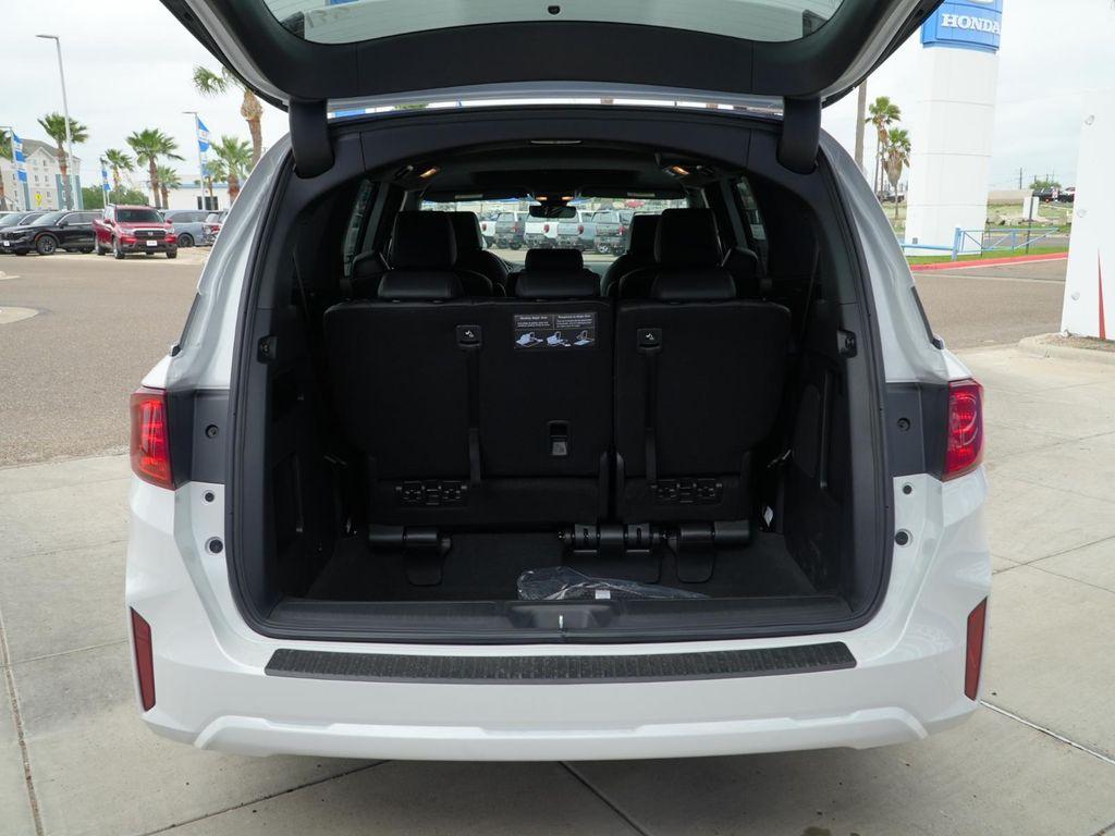new 2026 Honda Odyssey car, priced at $44,236