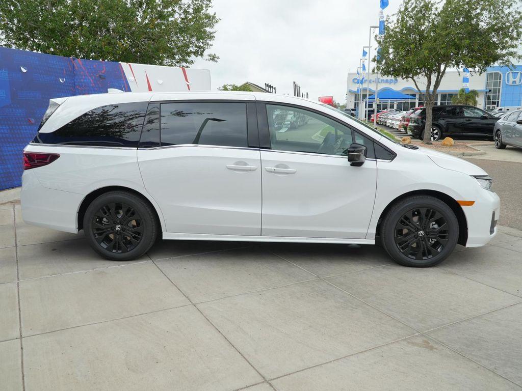 new 2026 Honda Odyssey car, priced at $44,236