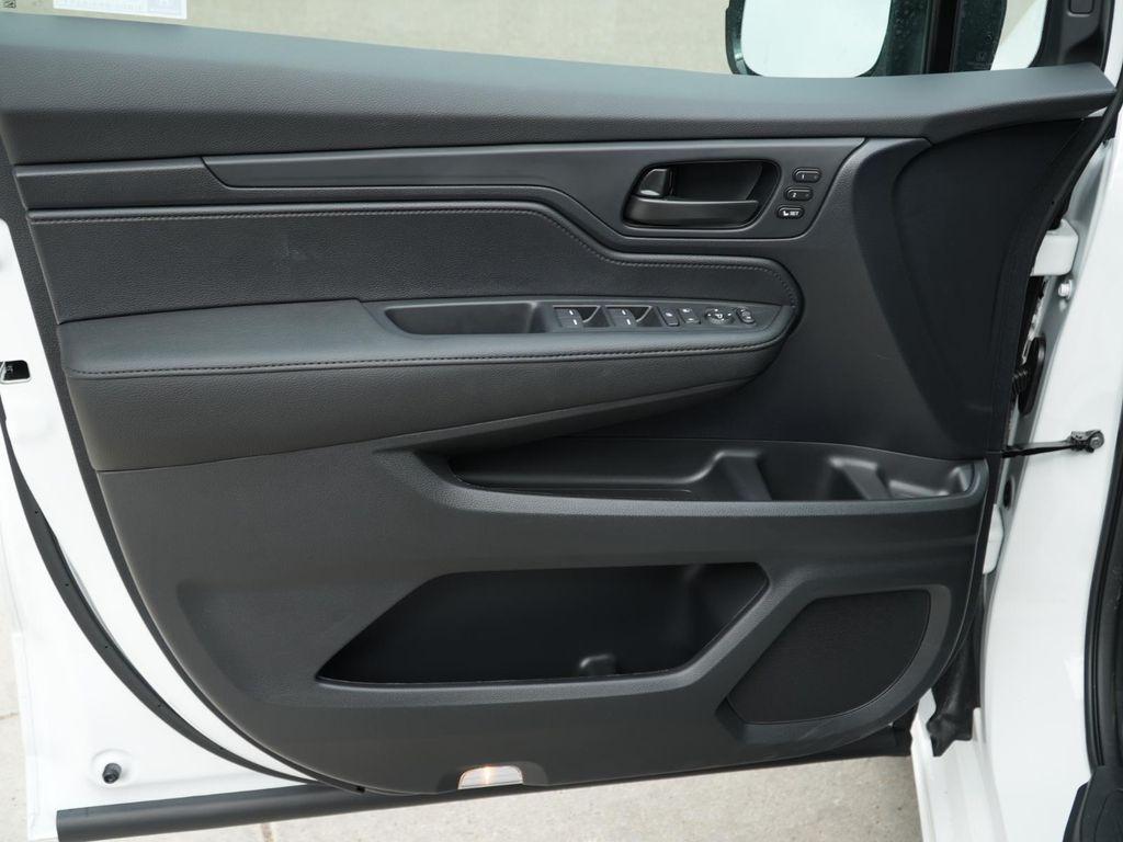 new 2026 Honda Odyssey car, priced at $44,236