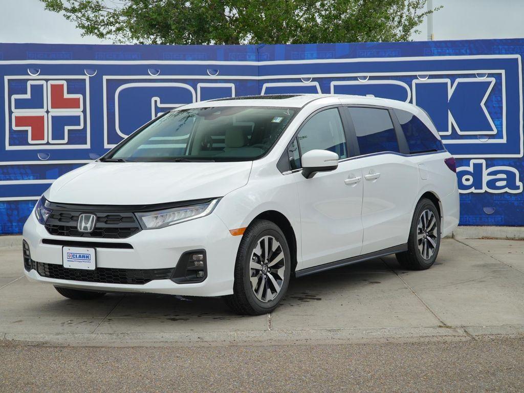 new 2026 Honda Odyssey car, priced at $43,180