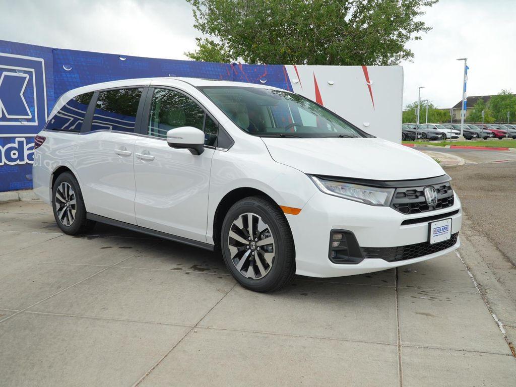 new 2026 Honda Odyssey car, priced at $43,180